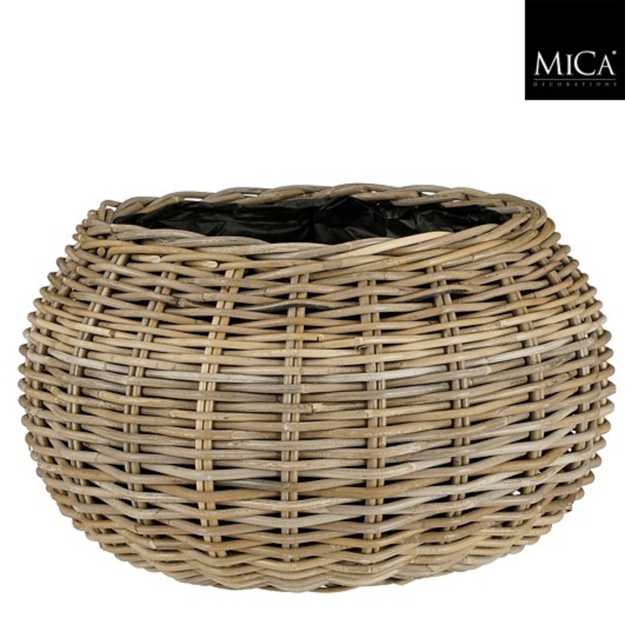 Marcia mand rond grijs