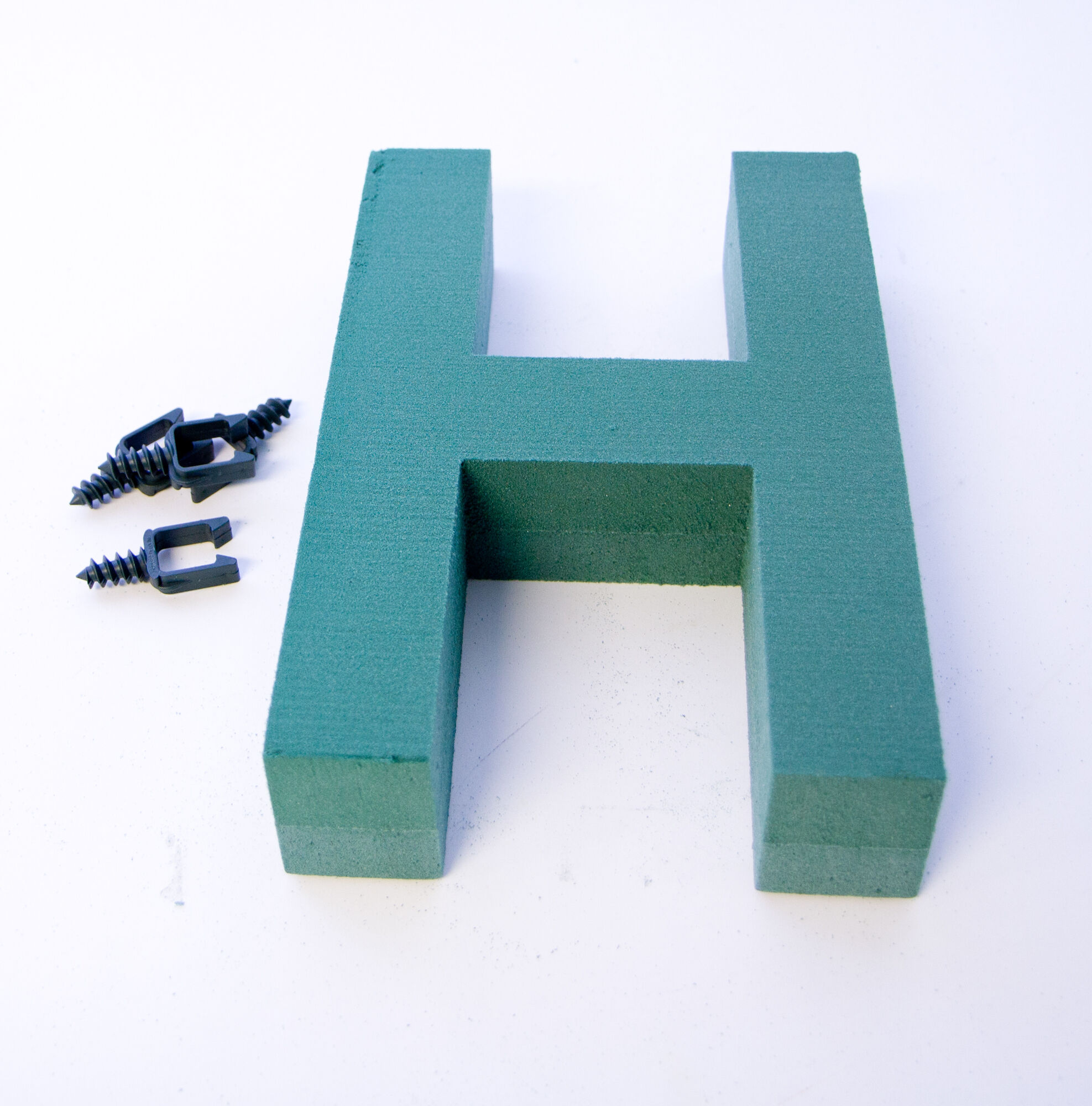 Oasis Foam Frame Letter - H