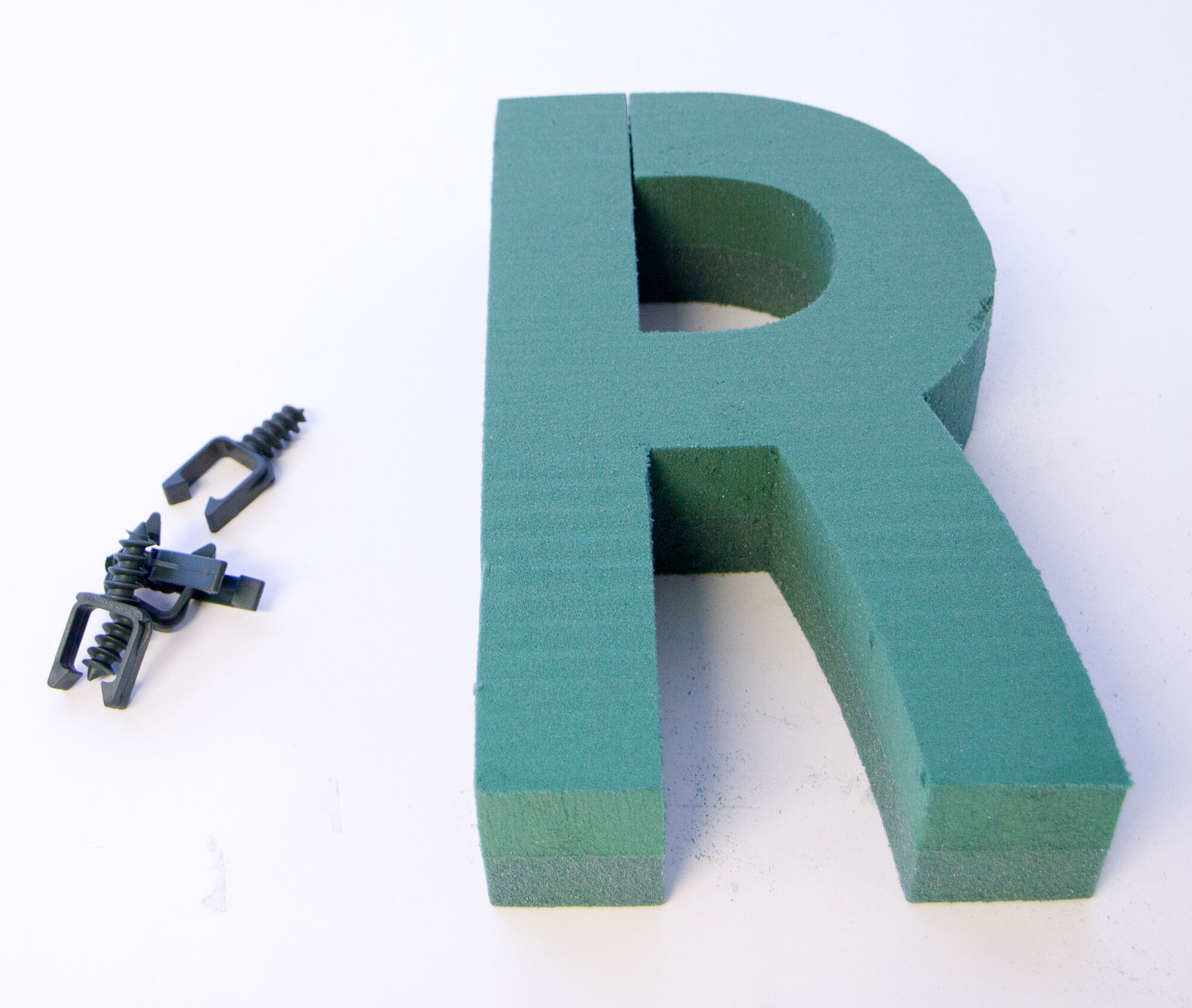 Oasis Foam Frame Letter - R