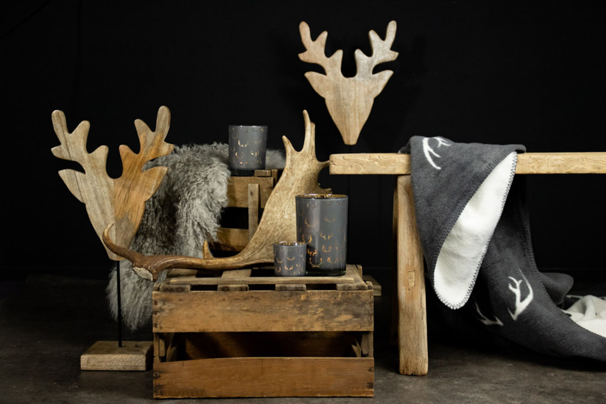 staand hert mango hout