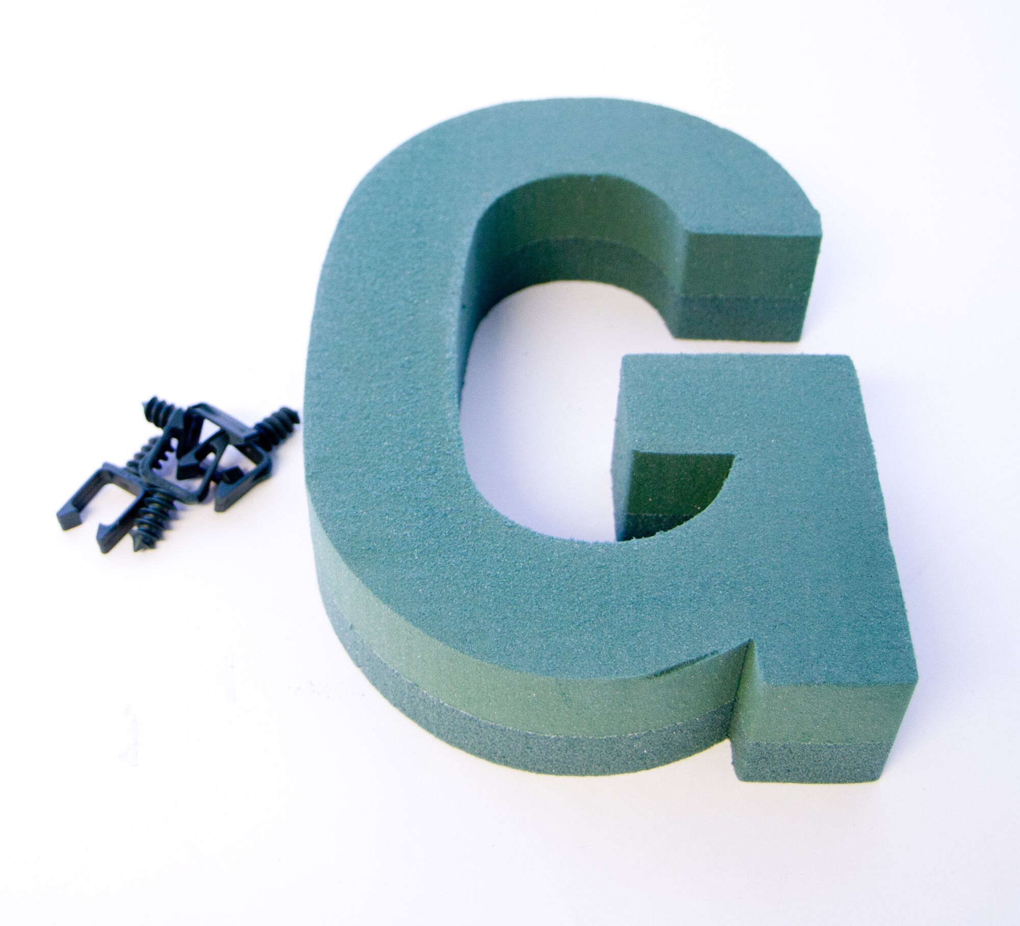 Oasis Foam Frame Letter - G