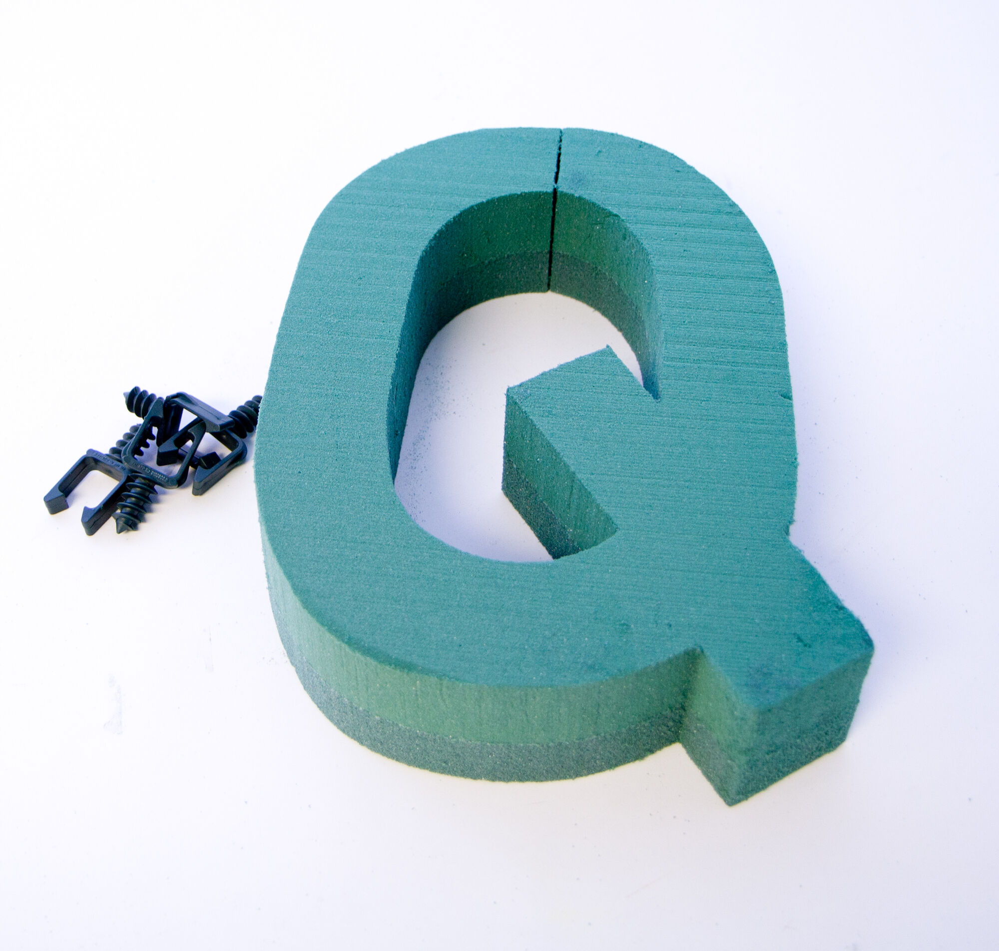Oasis Foam Frame Letter - Q