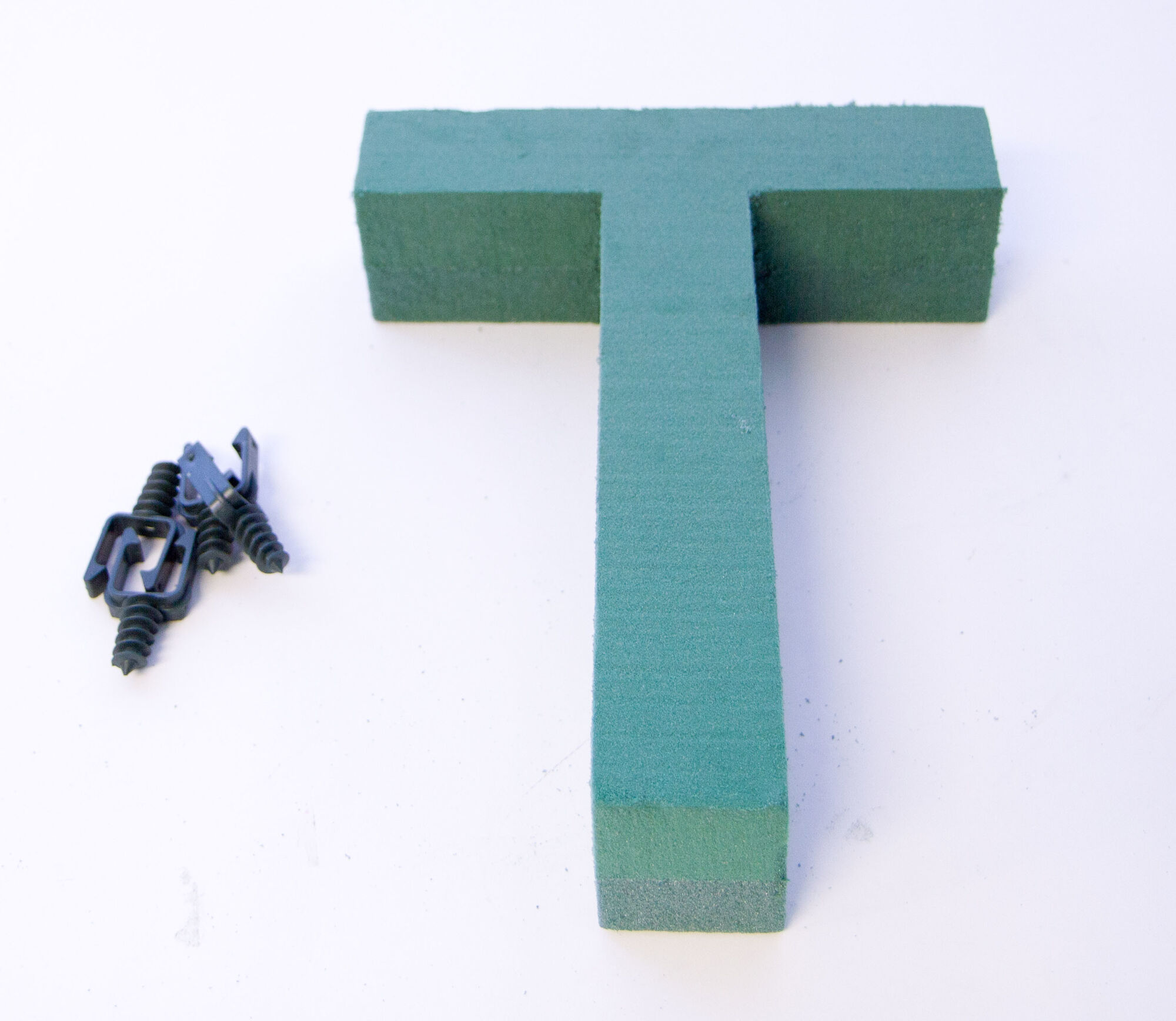 Oasis Foam Frame Letter - T
