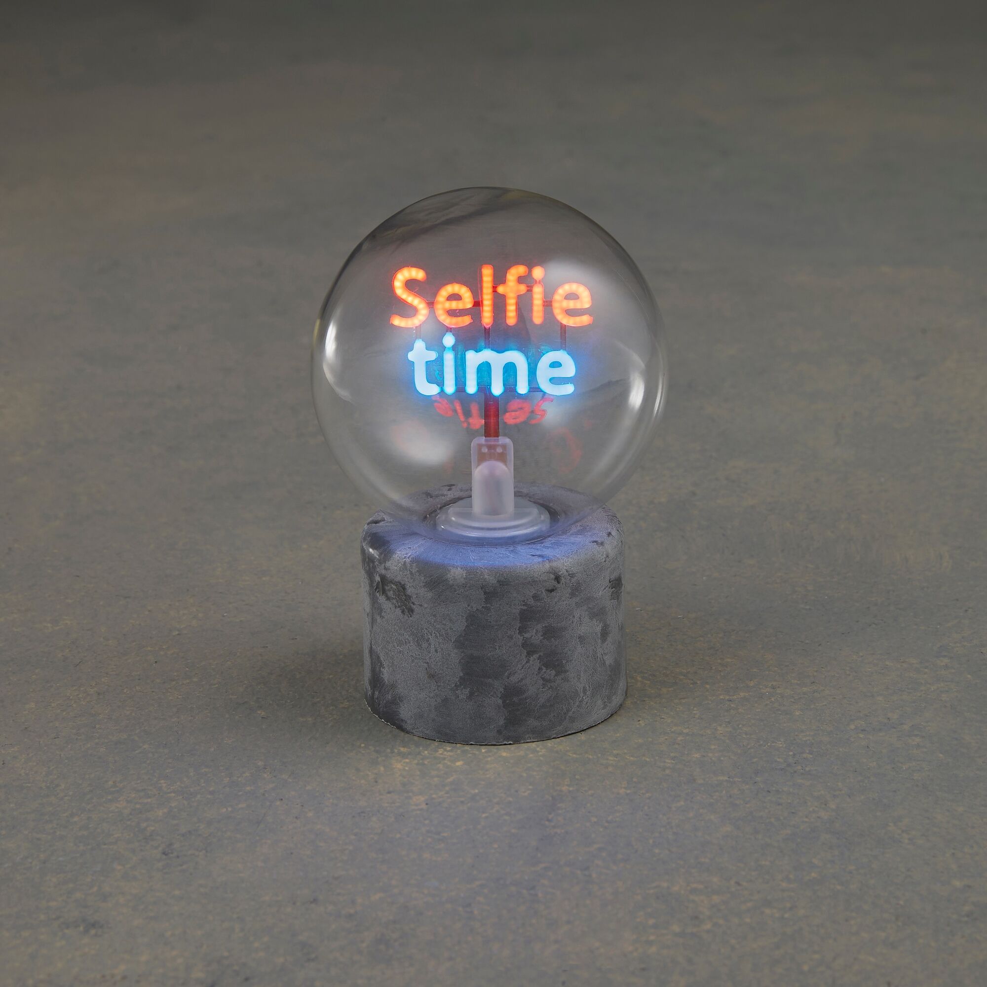 Tafellamp led multicolour Selfie time oplaadbare batterij USB aansluiting