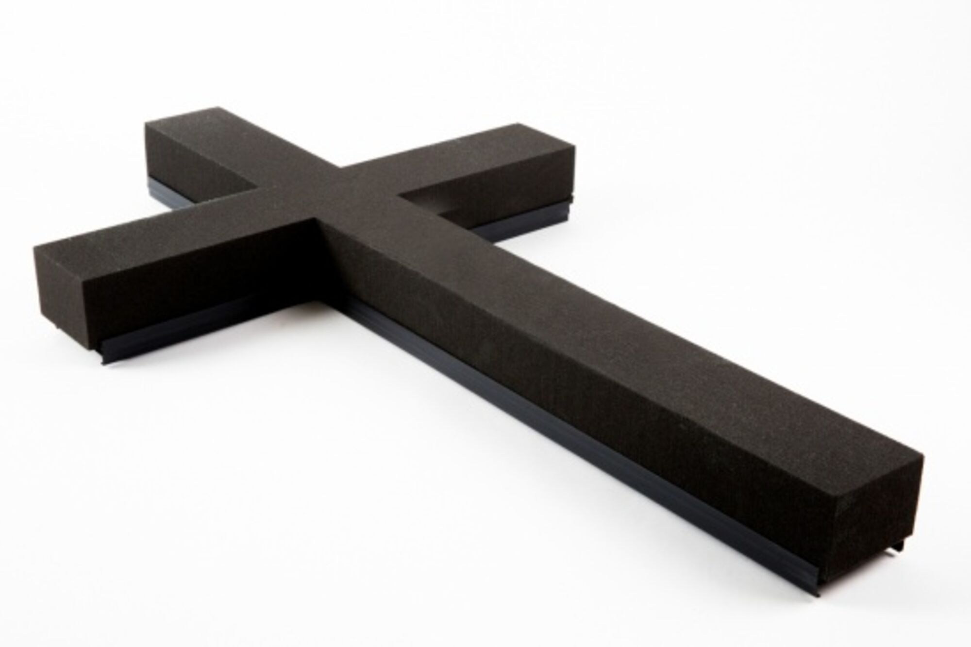 Oasis Eychenne All Black Cross